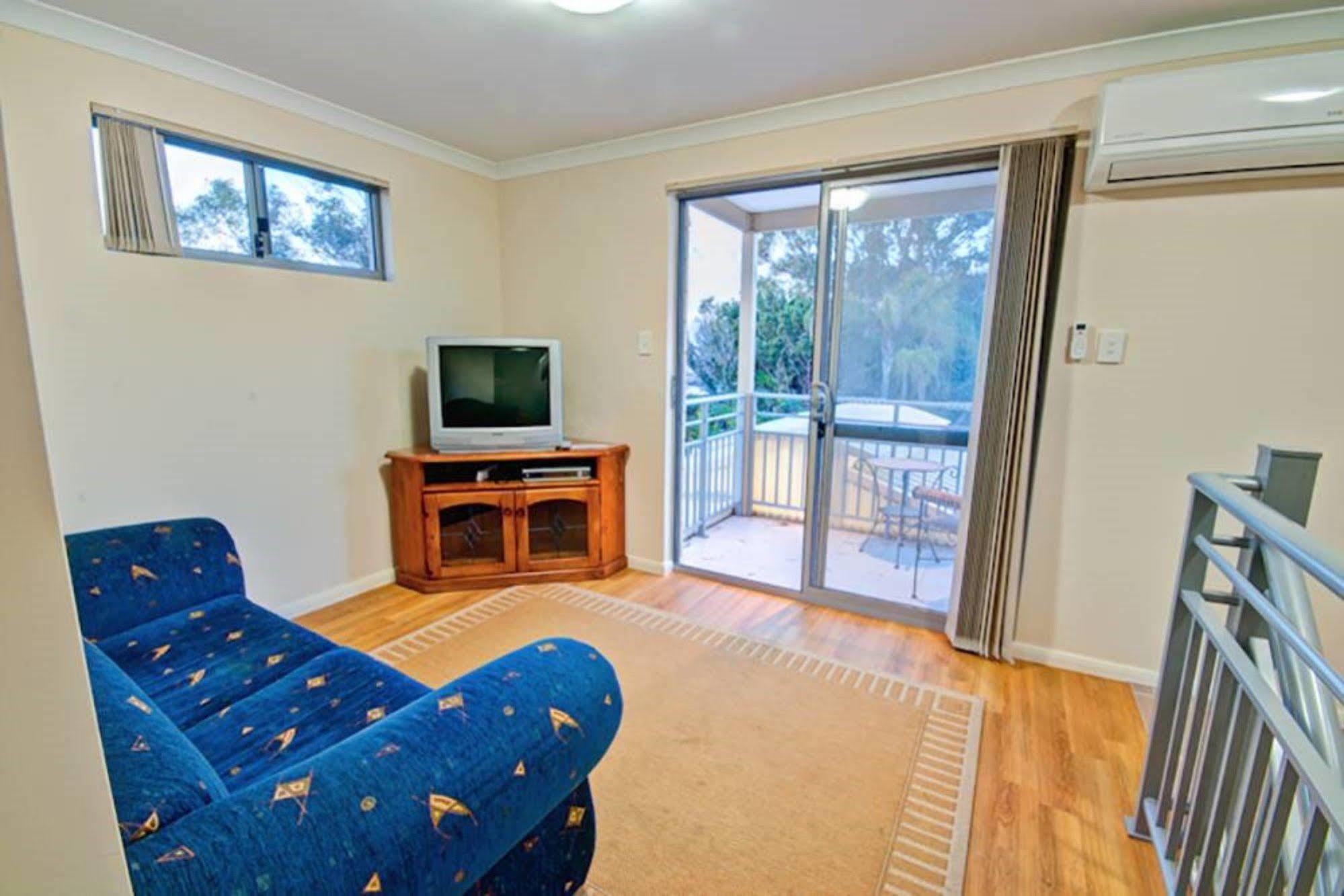 Serenity On The Terrace Mandurah Exterior photo