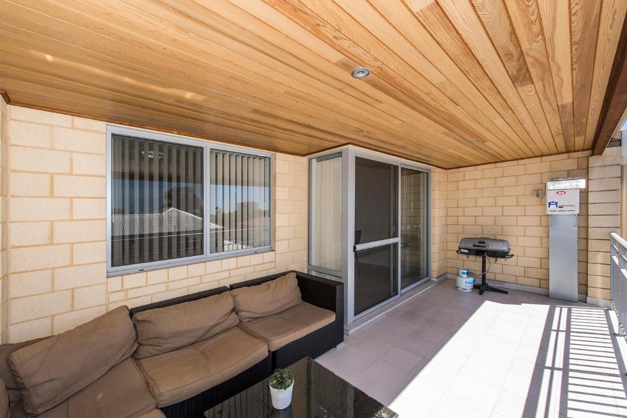 Serenity On The Terrace Mandurah Exterior photo