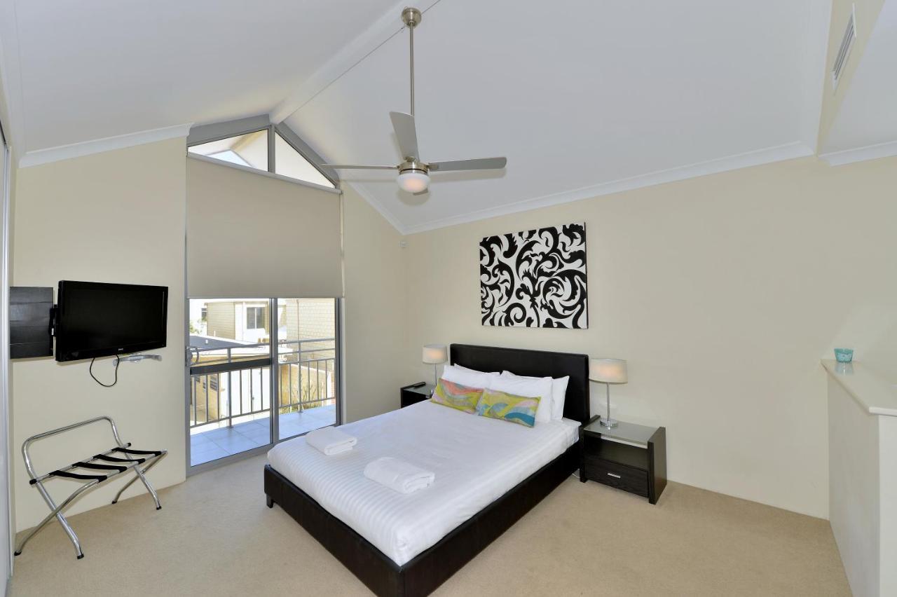 Serenity On The Terrace Mandurah Exterior photo