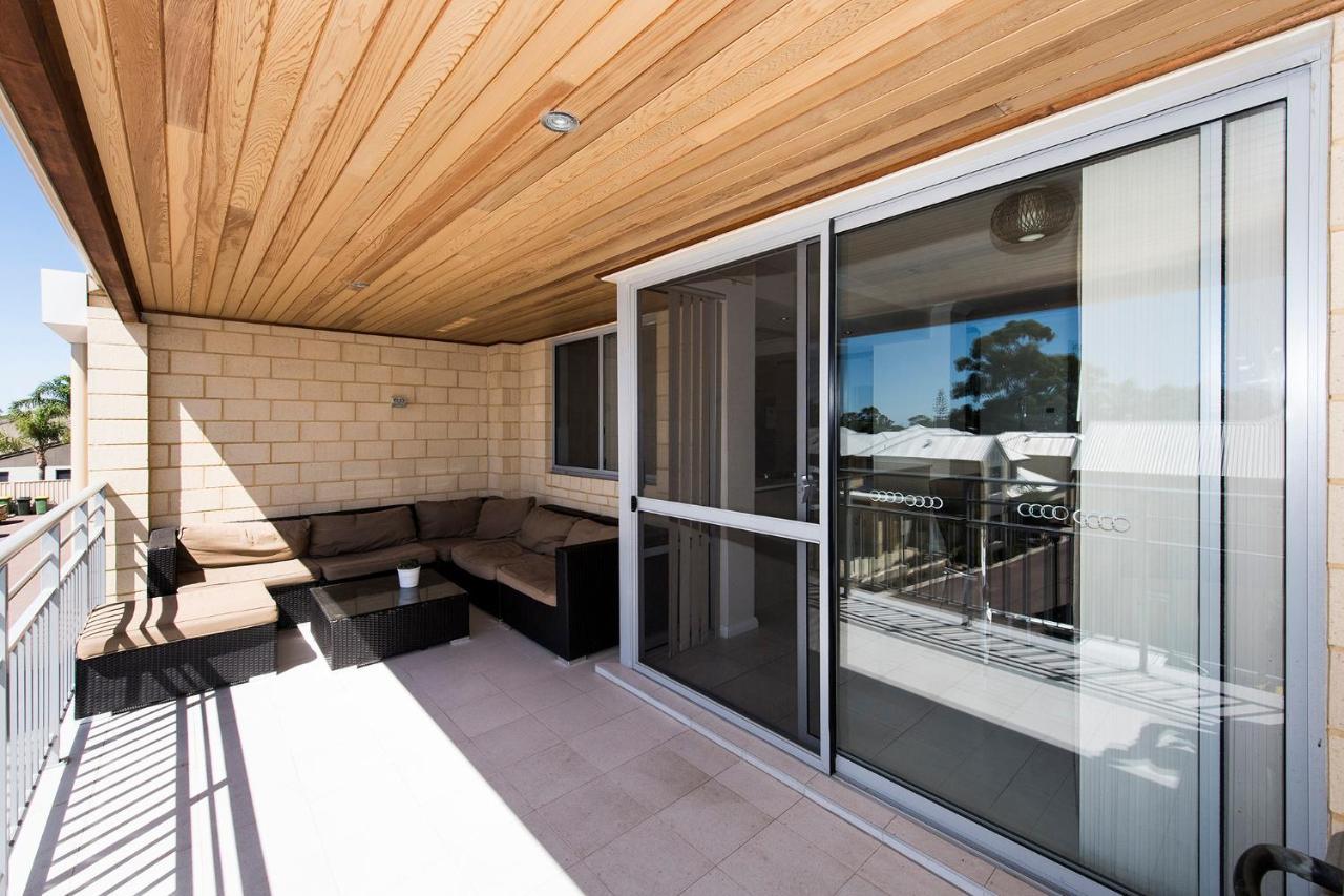 Serenity On The Terrace Mandurah Exterior photo