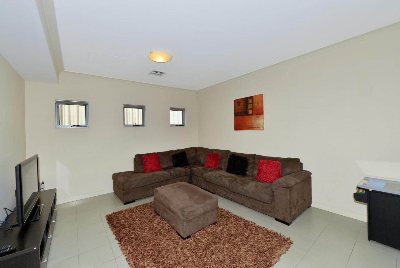 Serenity On The Terrace Mandurah Exterior photo