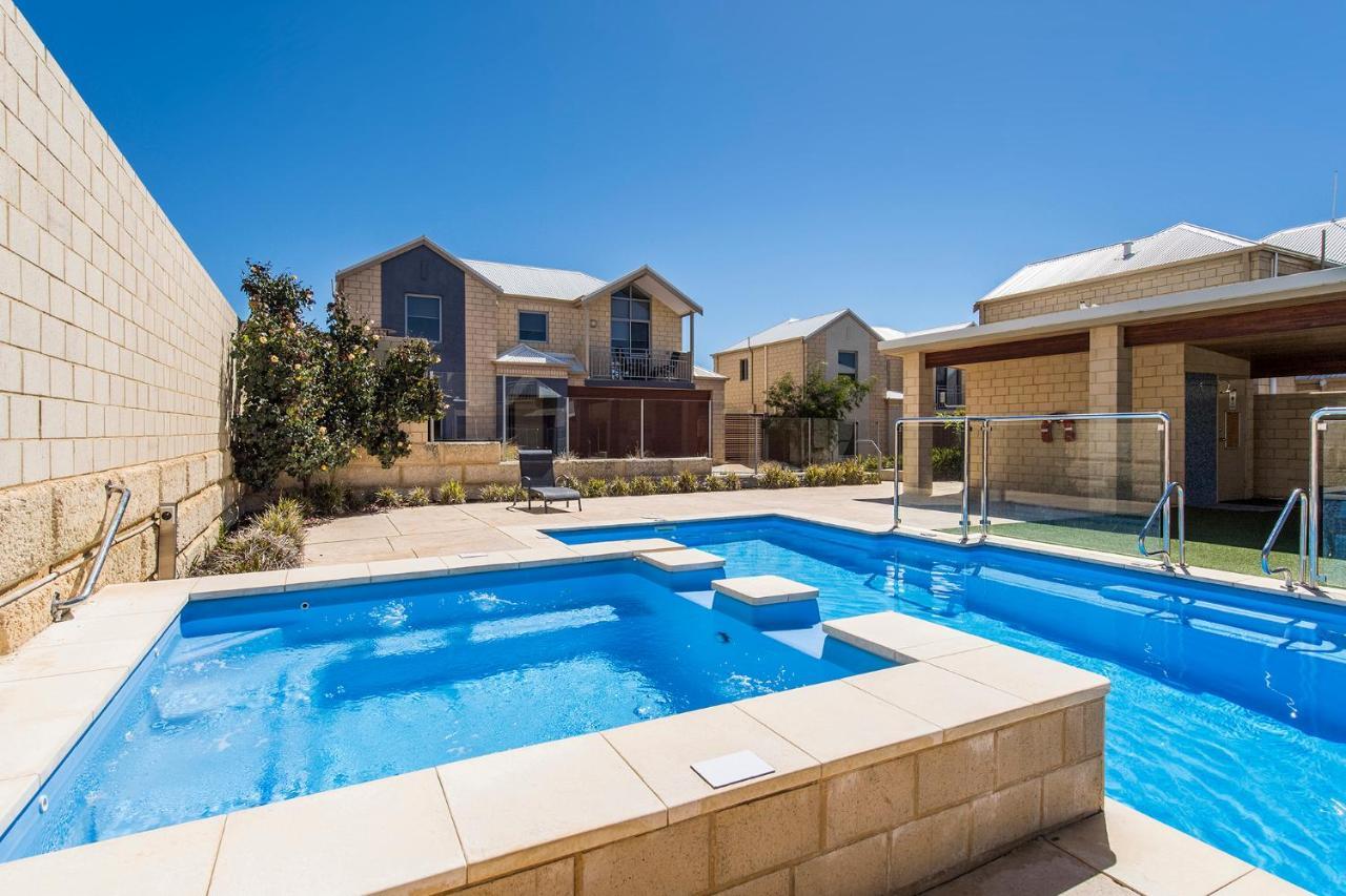 Serenity On The Terrace Mandurah Exterior photo